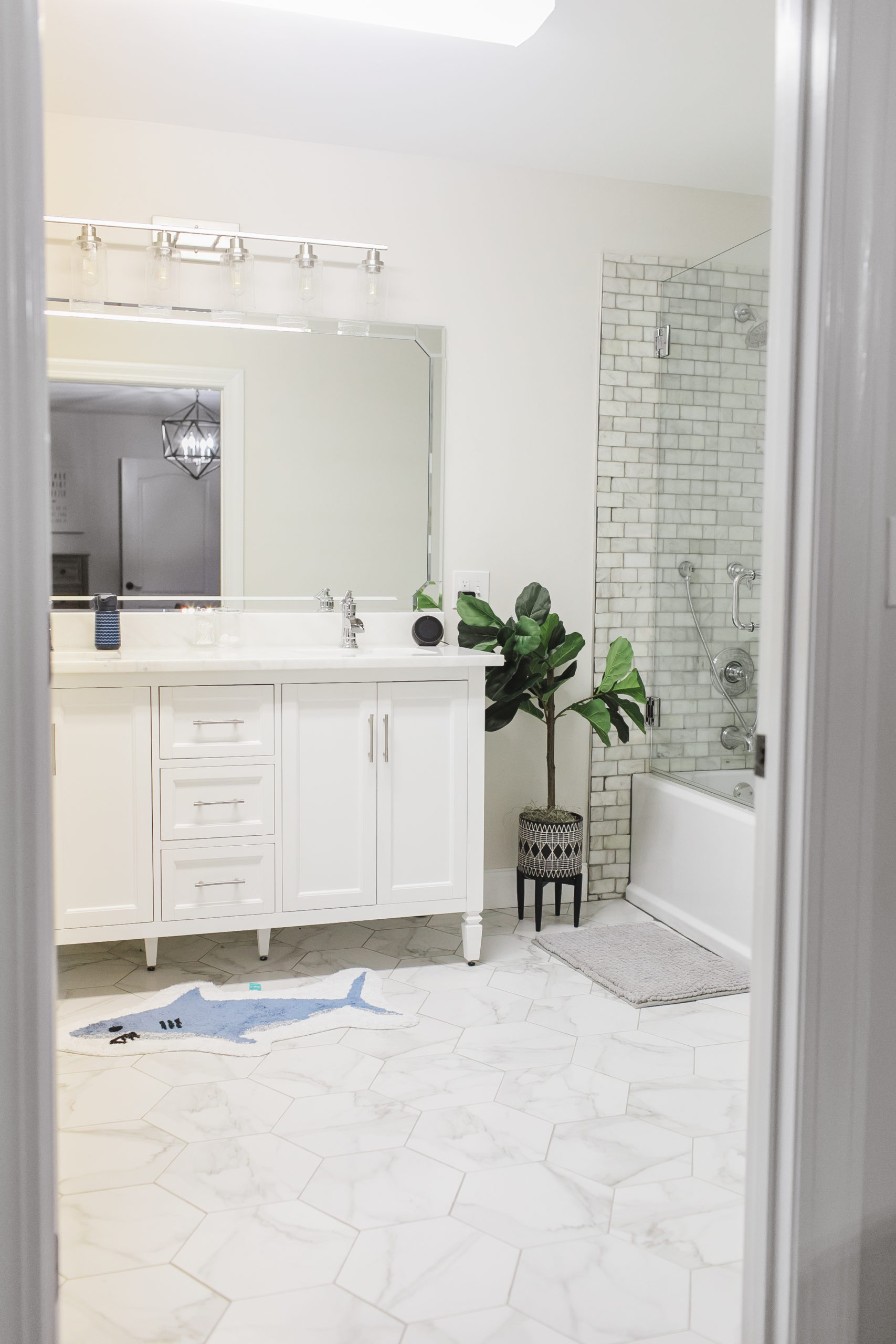 neutral kids bathroom