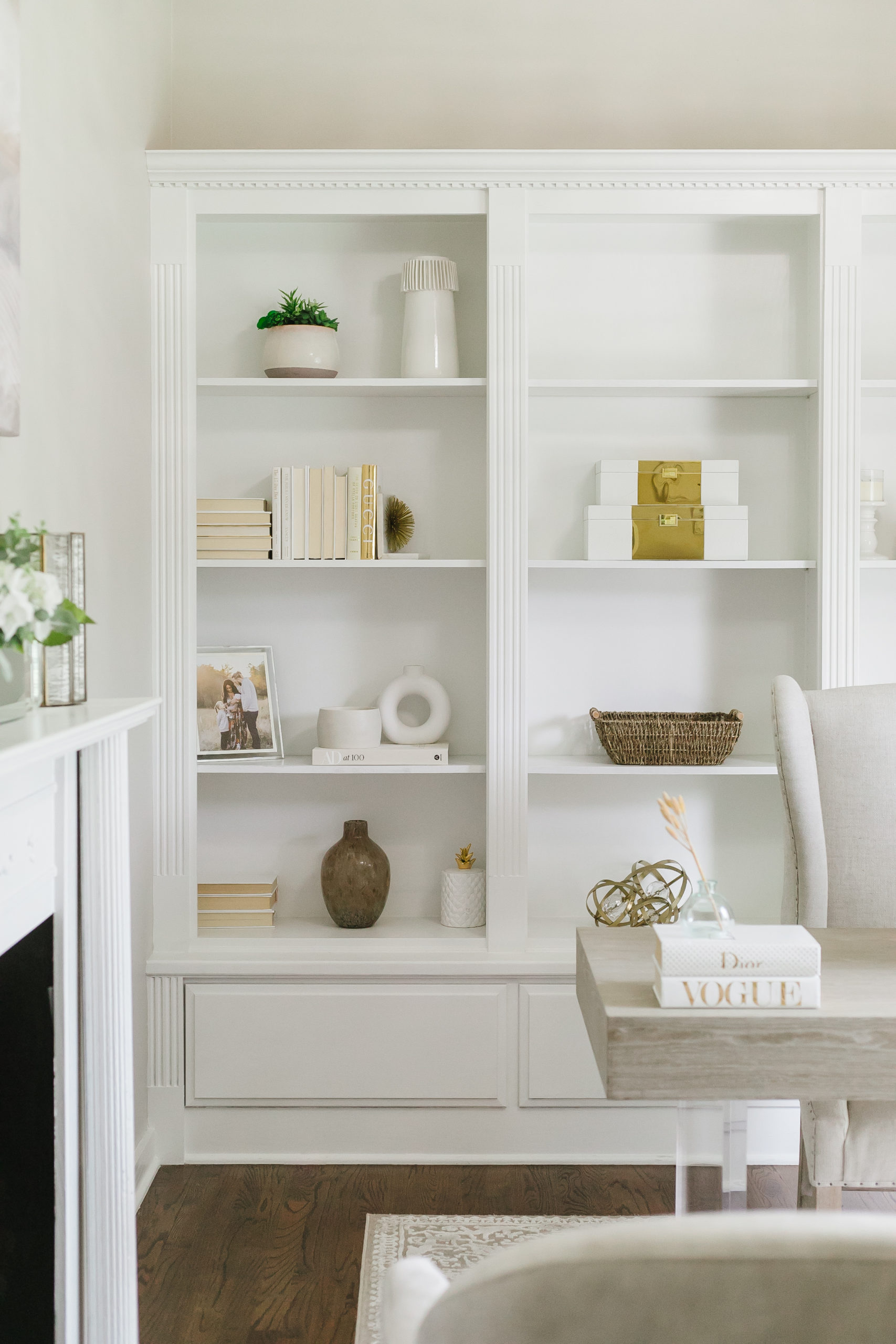 how to style your shelving