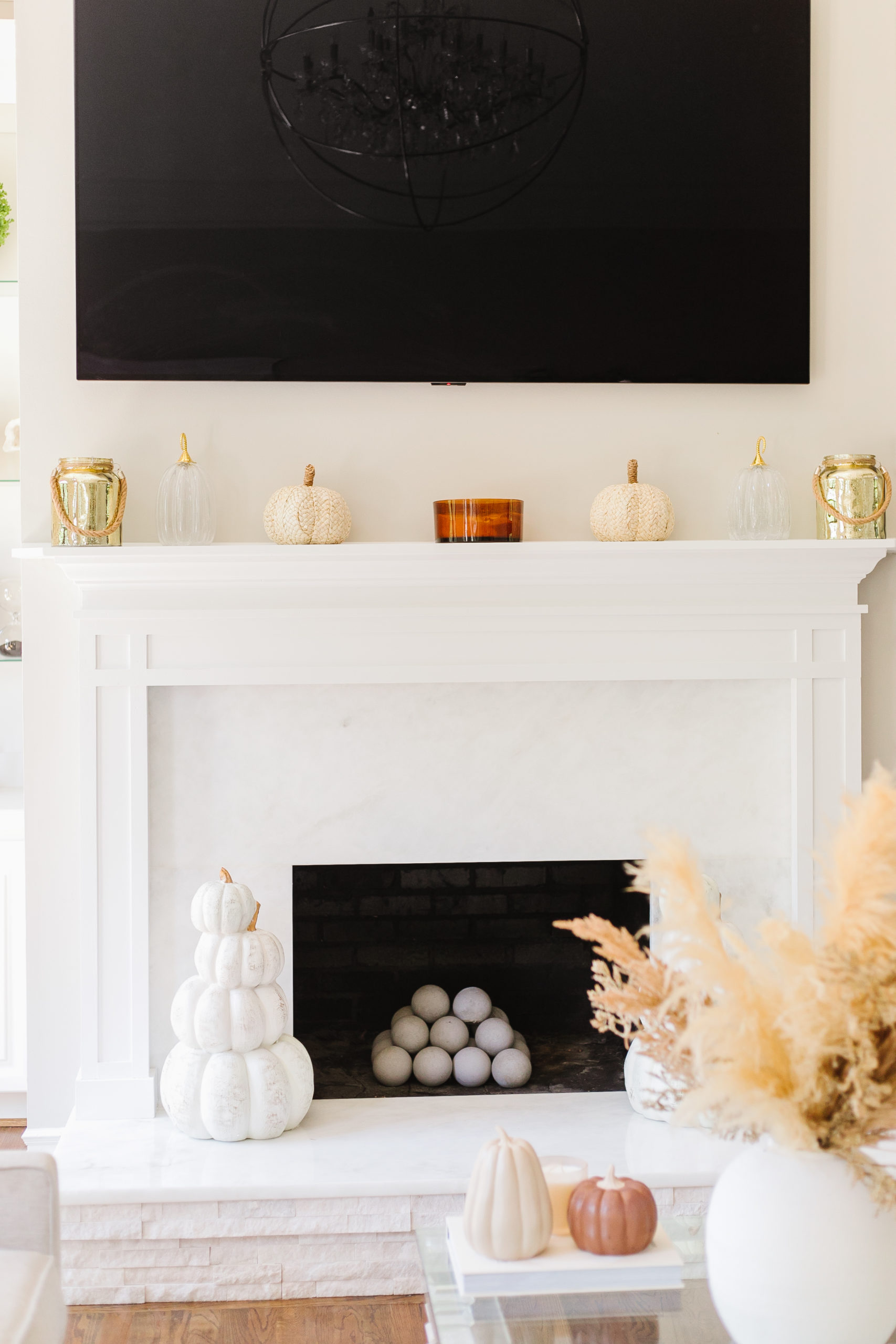 budget friendly neutral fall decor