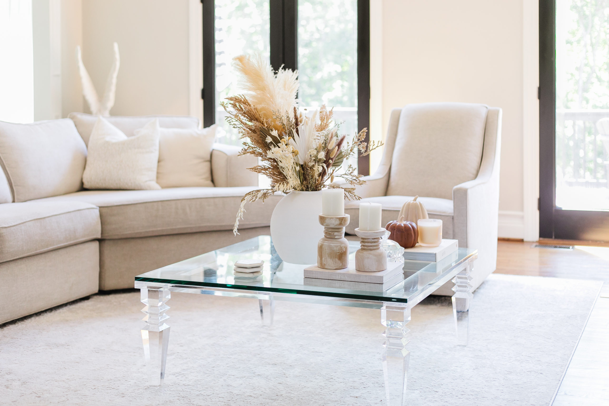 neutral fall decor