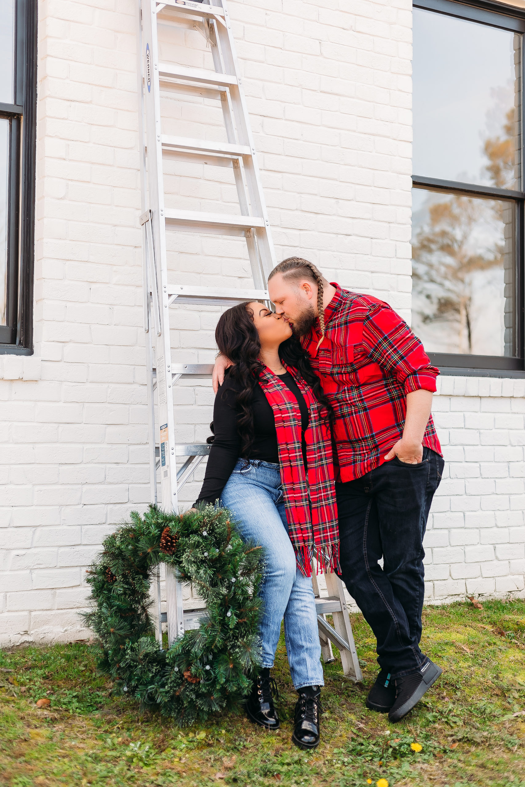 Tips For Making Holiday Decorating Easier