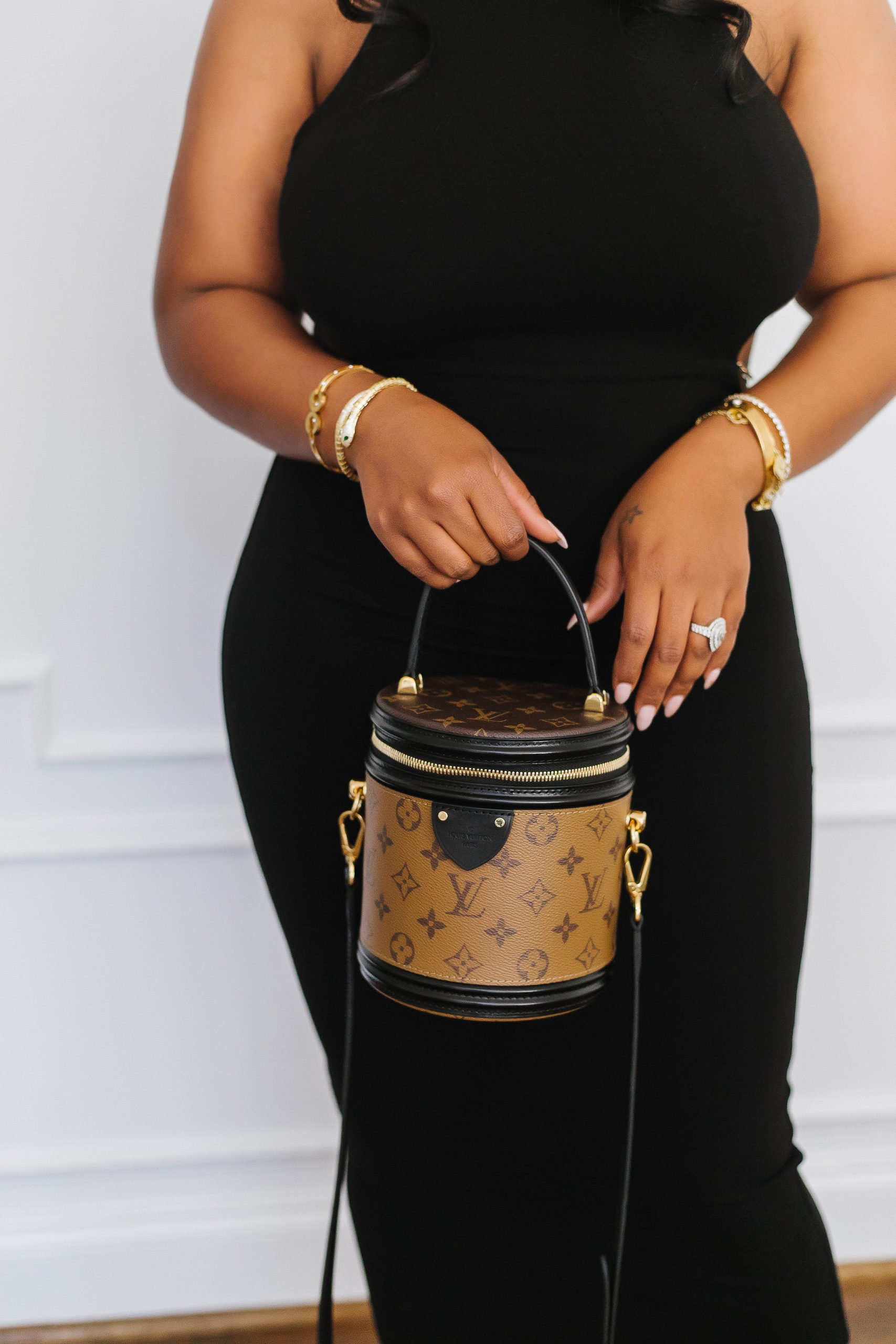date night accessories