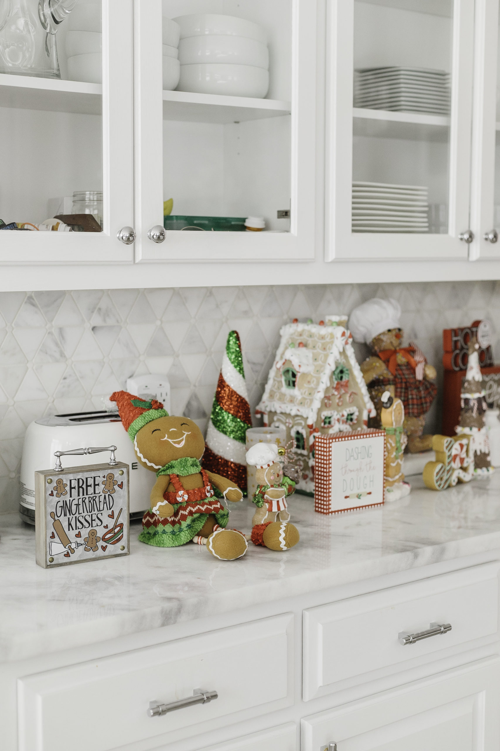 holiday decor kitchen