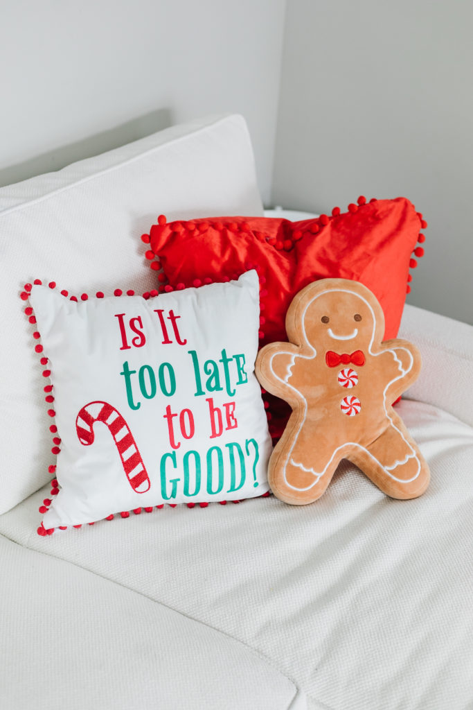 simple holiday decor