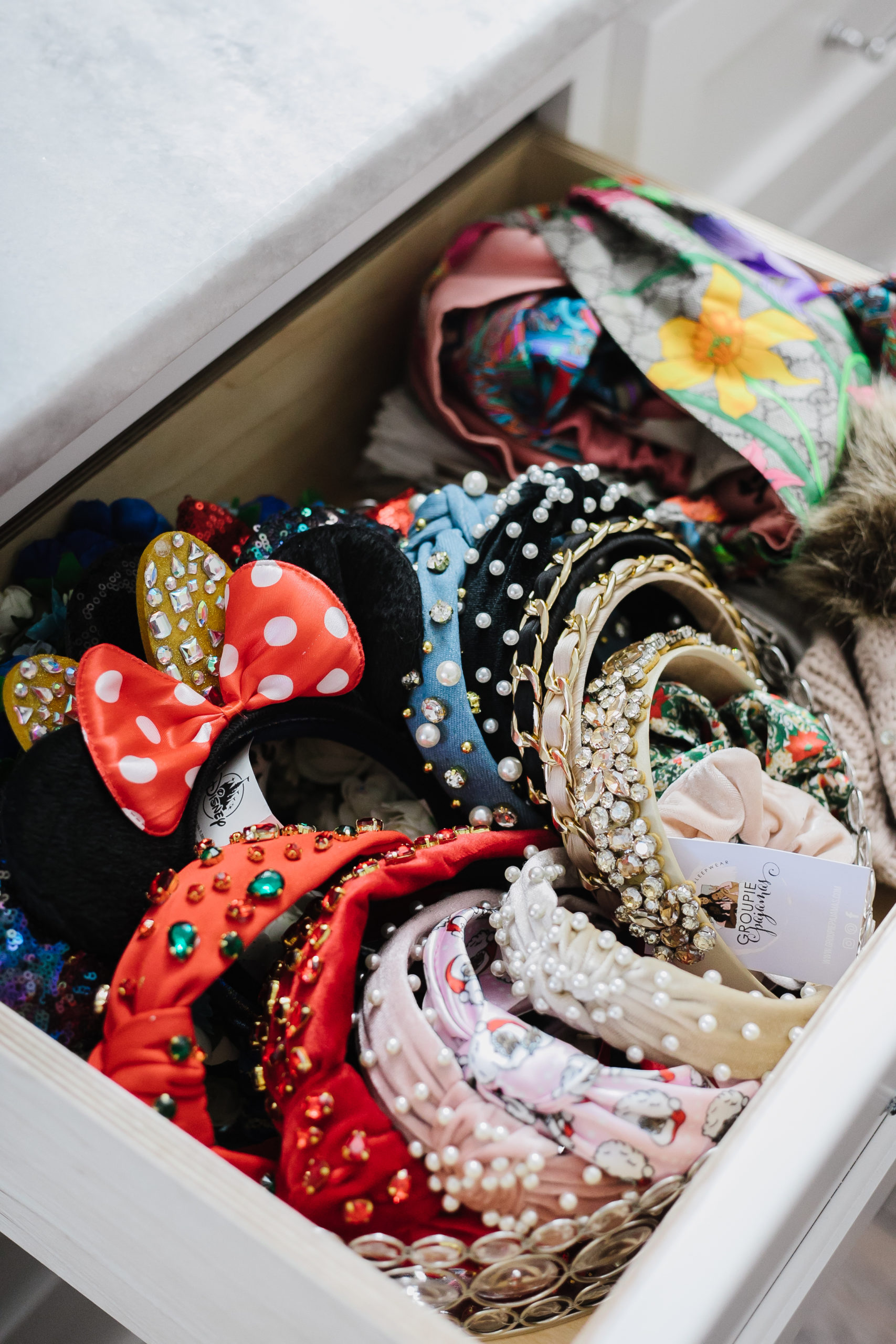 headband organization