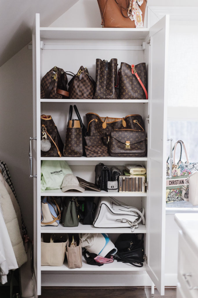 how to store and organize handbags