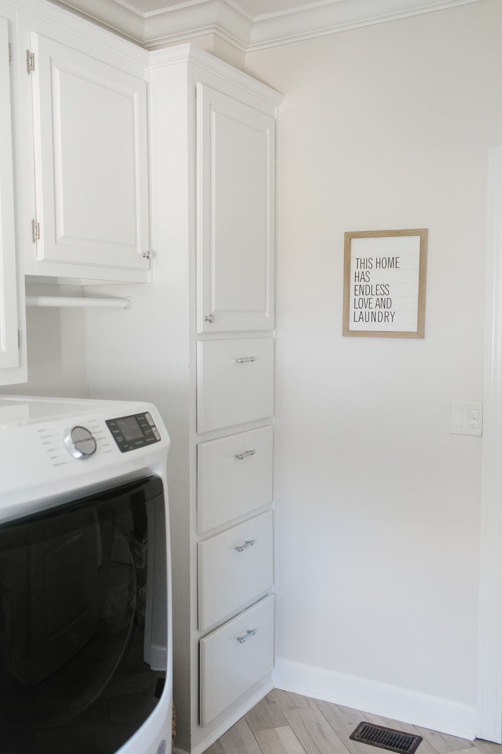 neutral laundry room paint colors