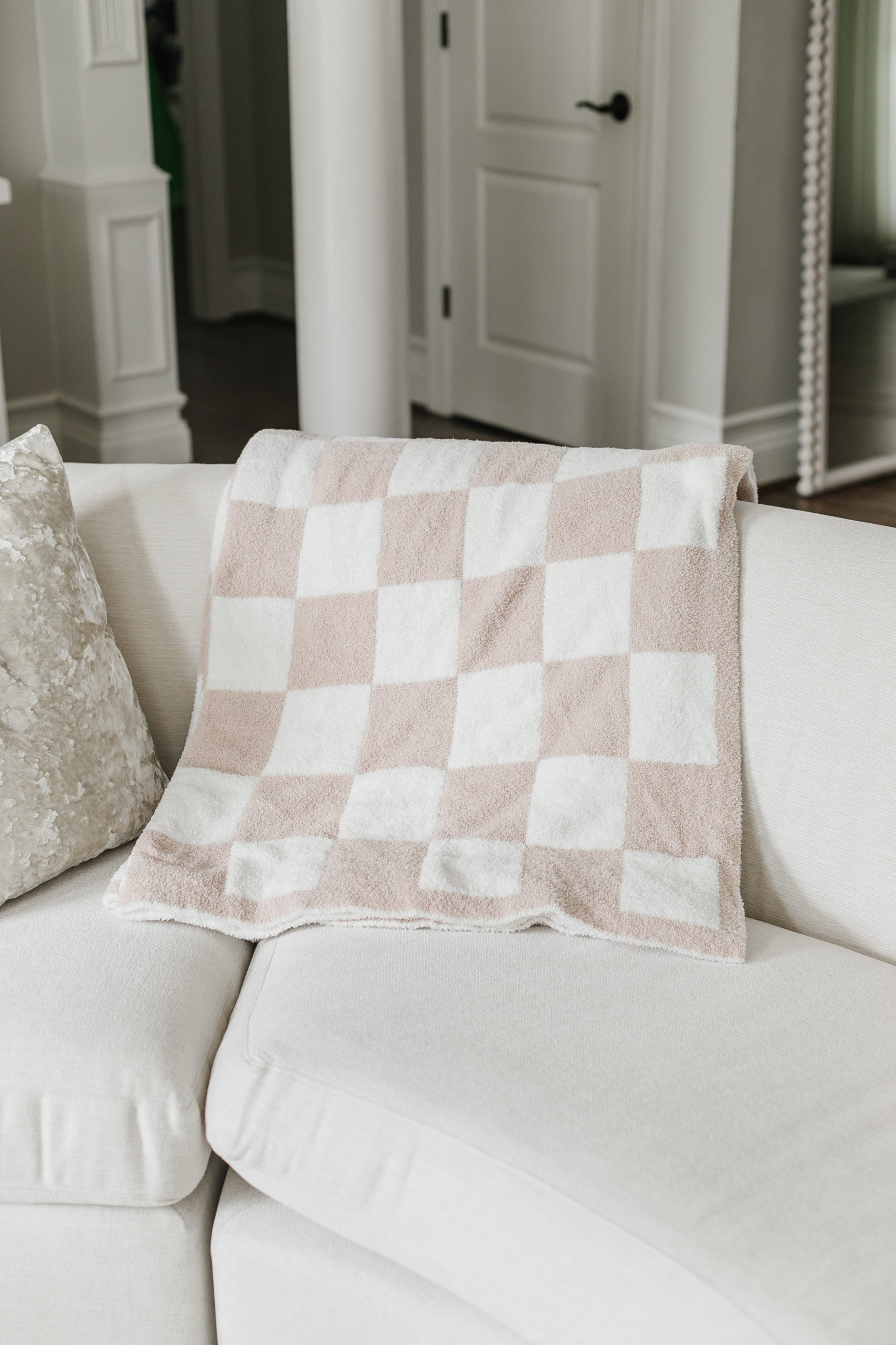 the best cozy throw blankets