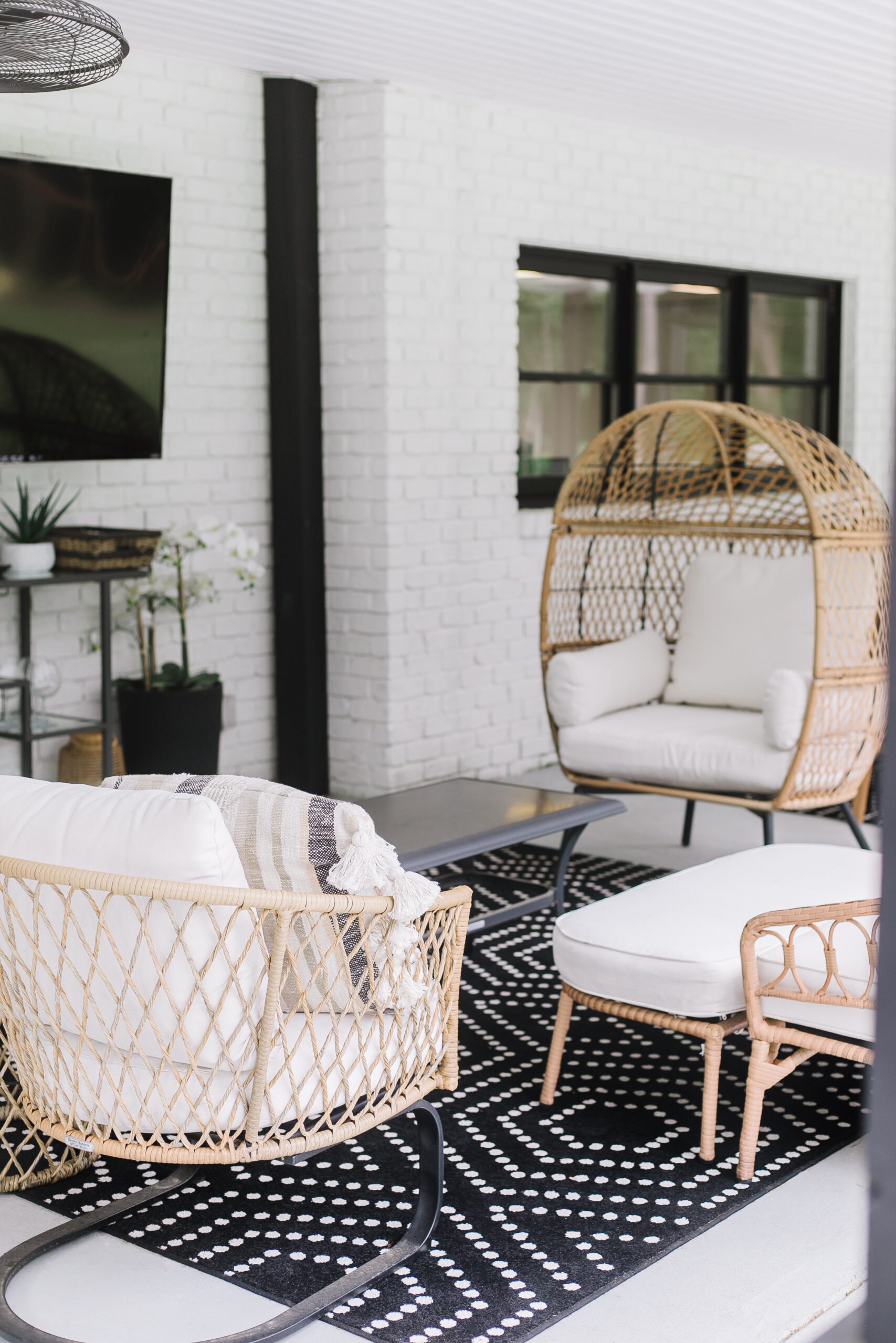 patio furniture cleaning tips