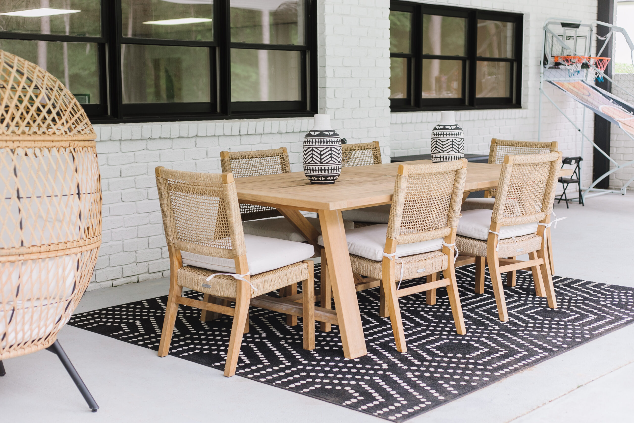 tips for cleaning outdoor rugs