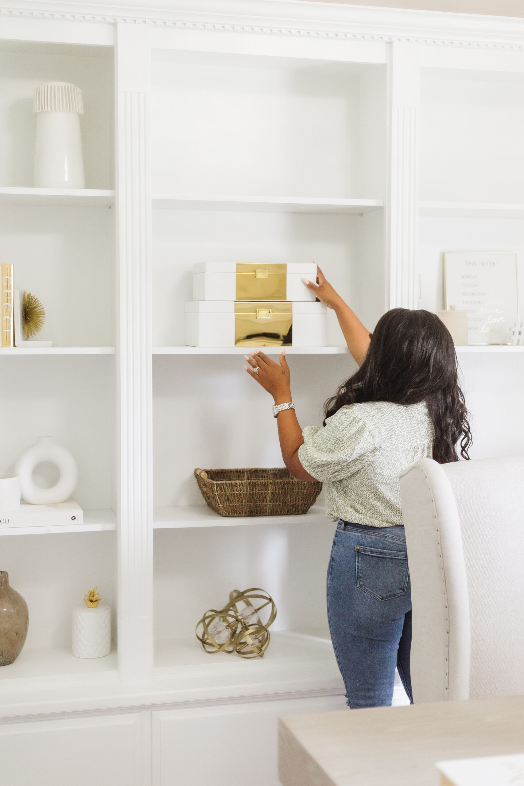 how to decorate on a budget