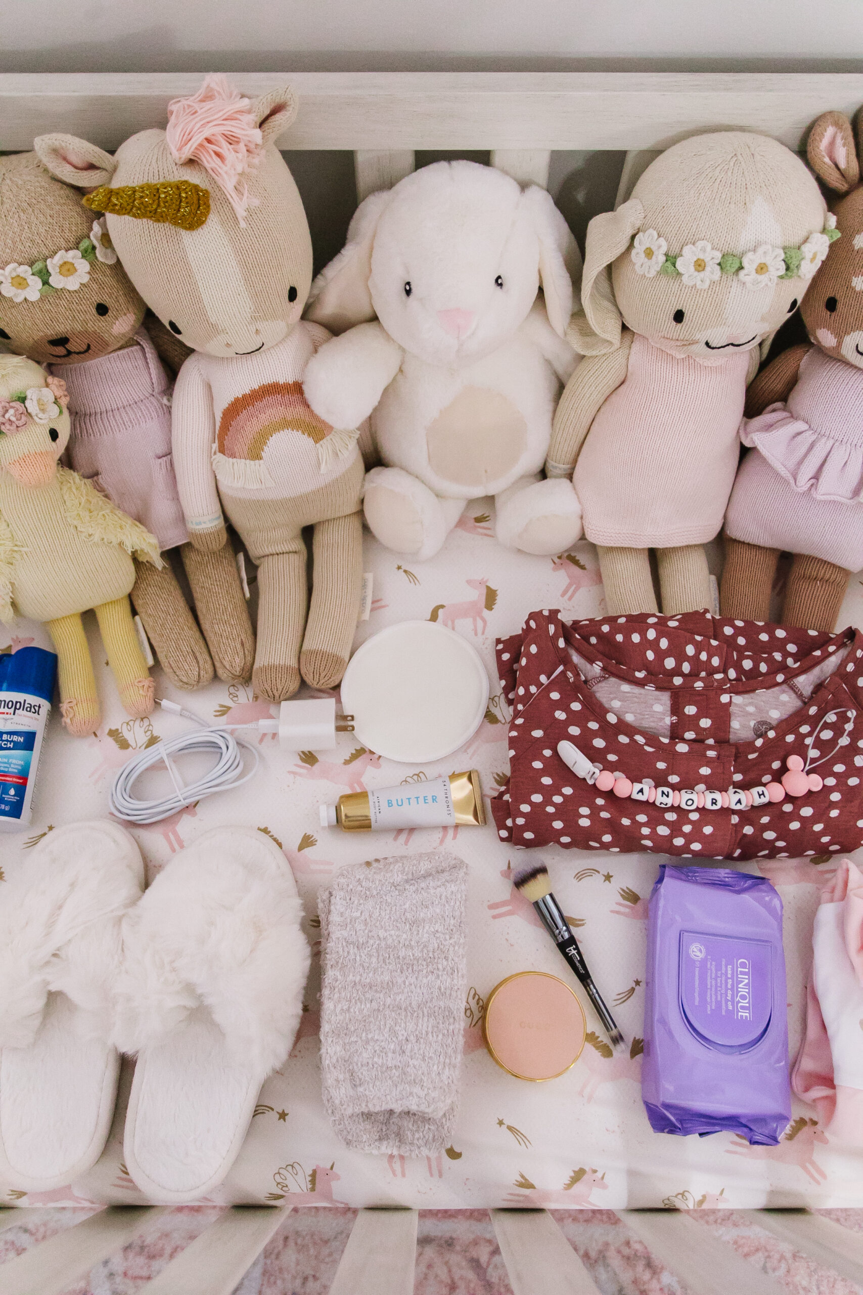 hospital bag checklist for mom and baby